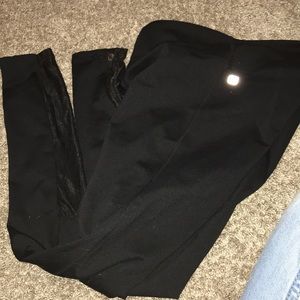 Fabletics lace calf leggings